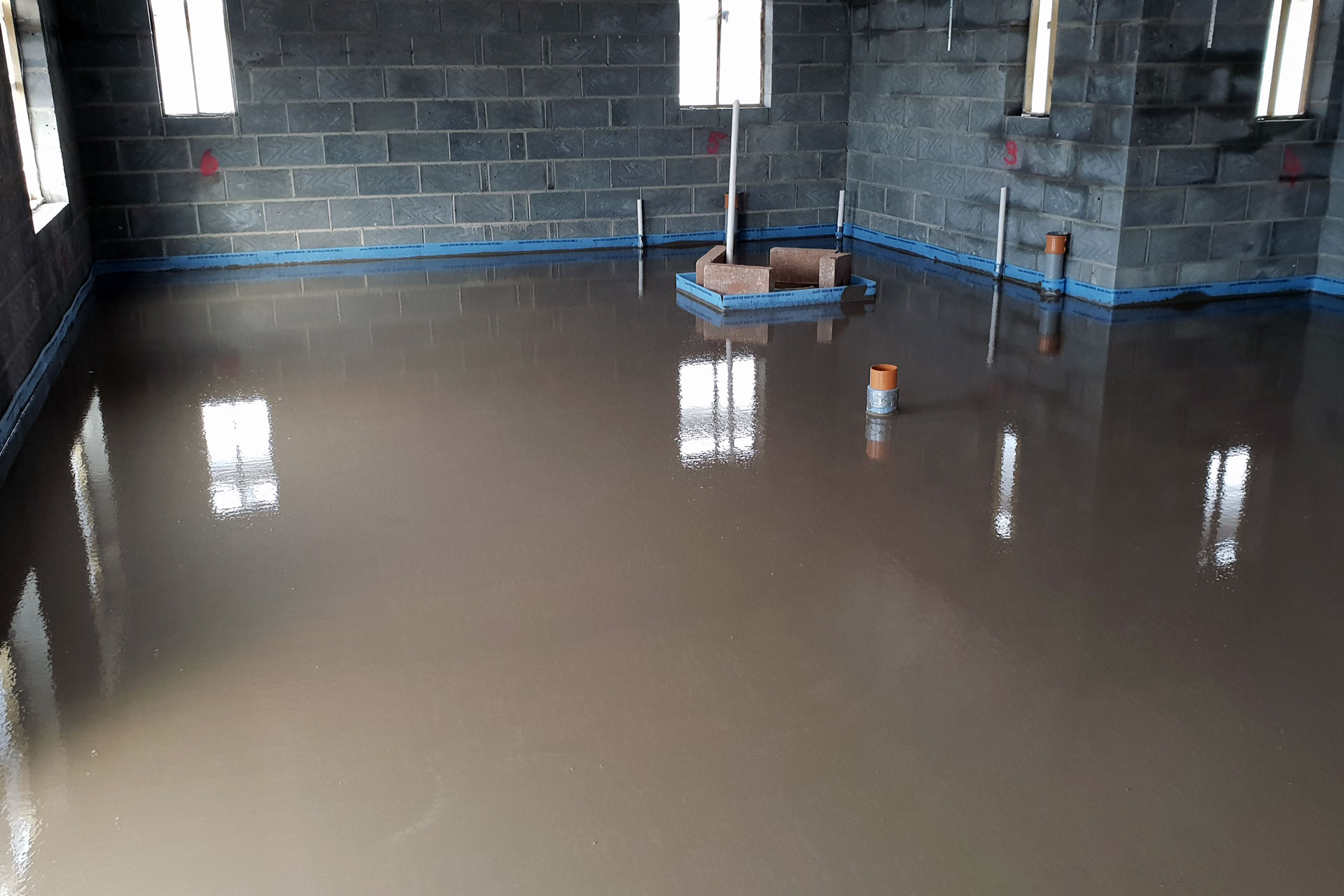 Flo Screed UK – Liquid Flooring Specialists South Wales